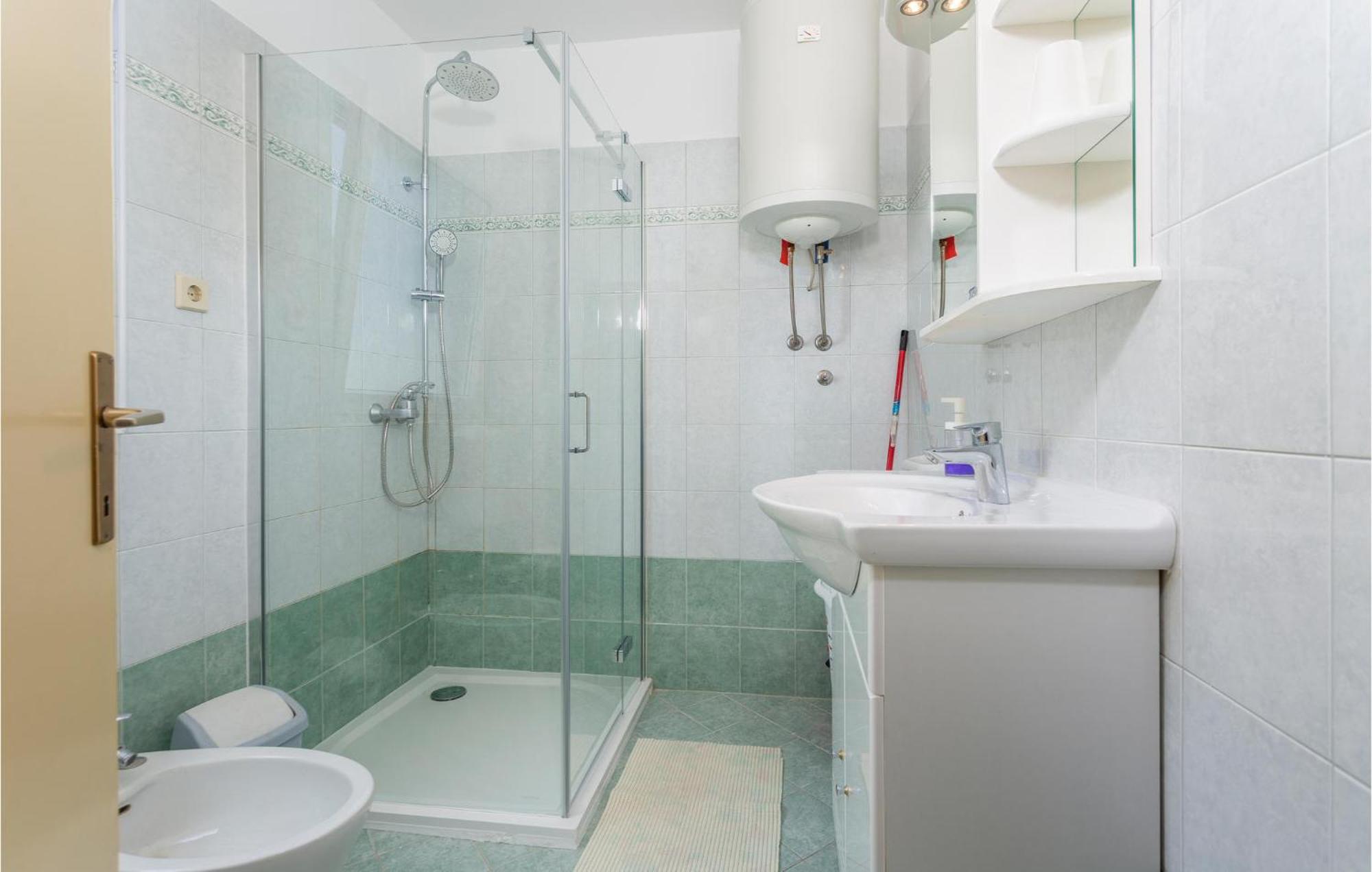 Lovely Apartment In Krk With Kitchen Brzac Ngoại thất bức ảnh