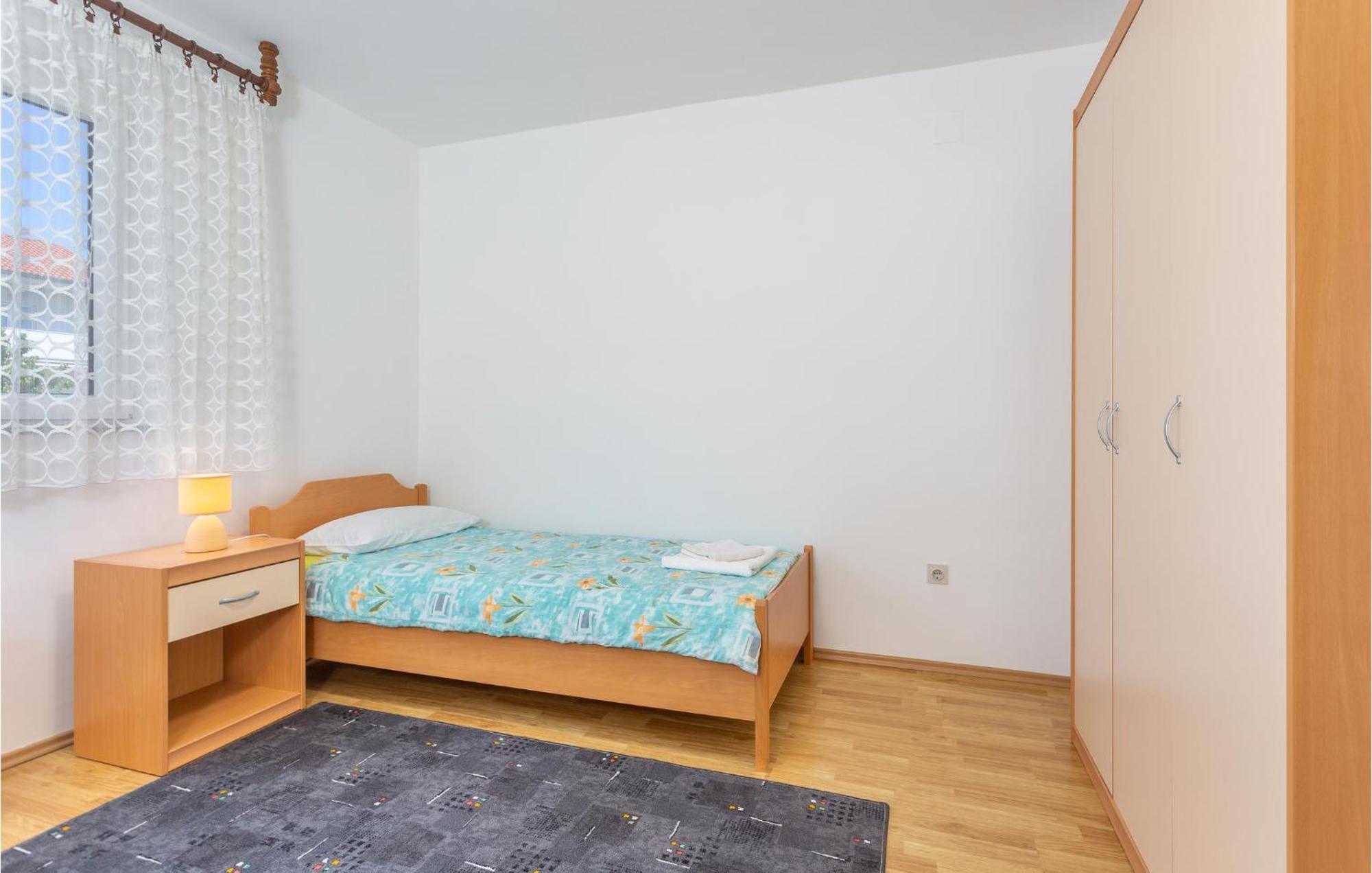 Lovely Apartment In Krk With Kitchen Brzac Ngoại thất bức ảnh